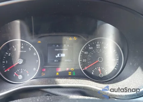 2020 Kia Sportage Lx z USA, uszkodzony, nr VIN KNDPMCAC4L7734665